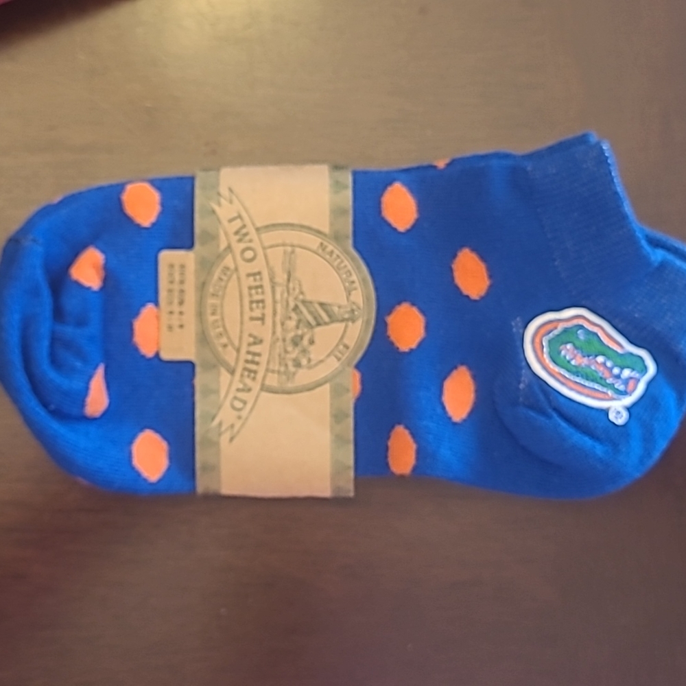Girls gator socks